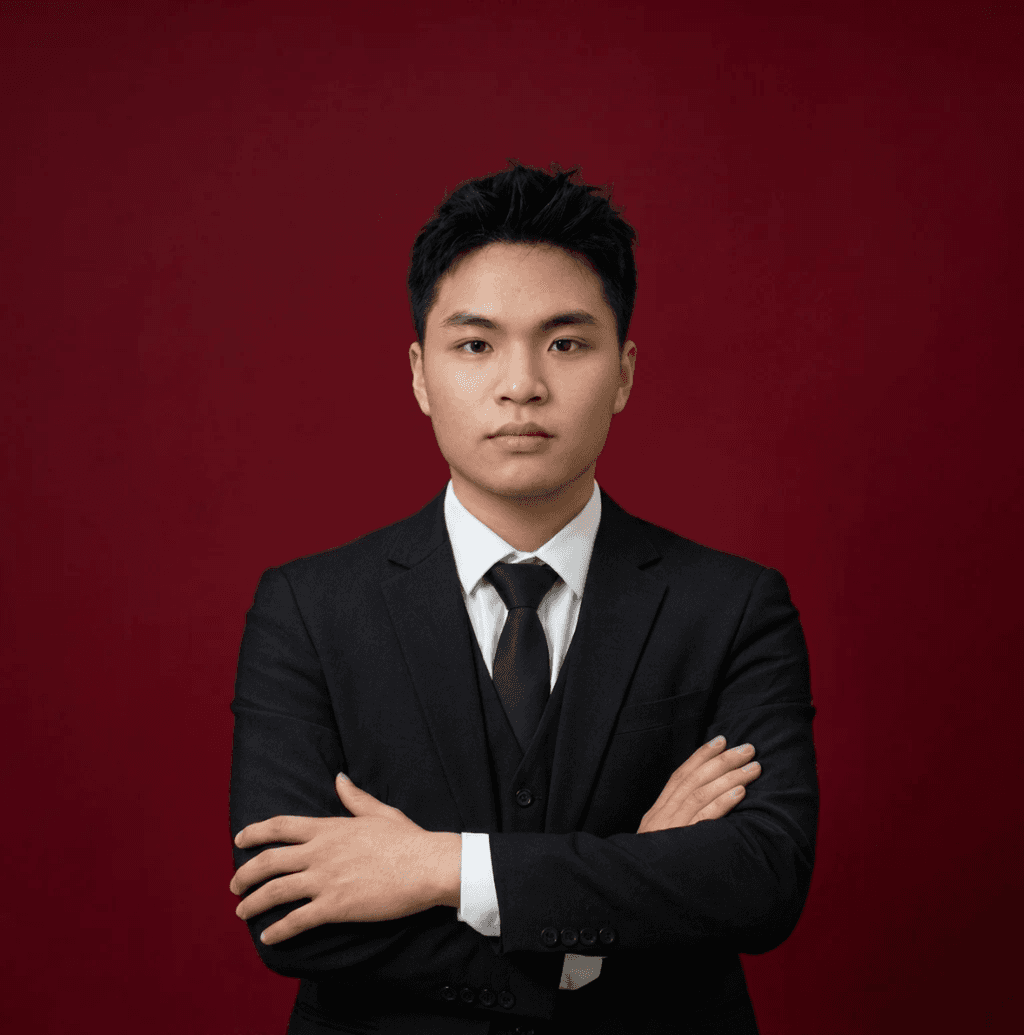 Ảnh chân dung Nguyen Vu Hoang